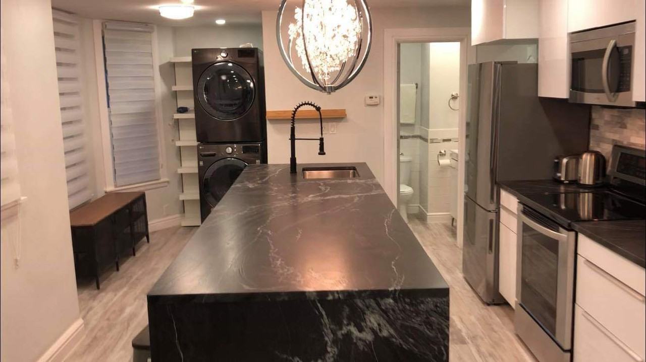 1468 Wyandotte St E #Main - Photo 7 of 22