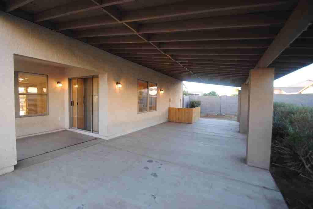 12808 N Main St - Photo 3 of 17