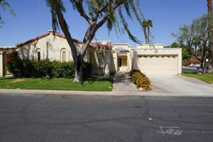 featured image of 79030 Bayside Court #1