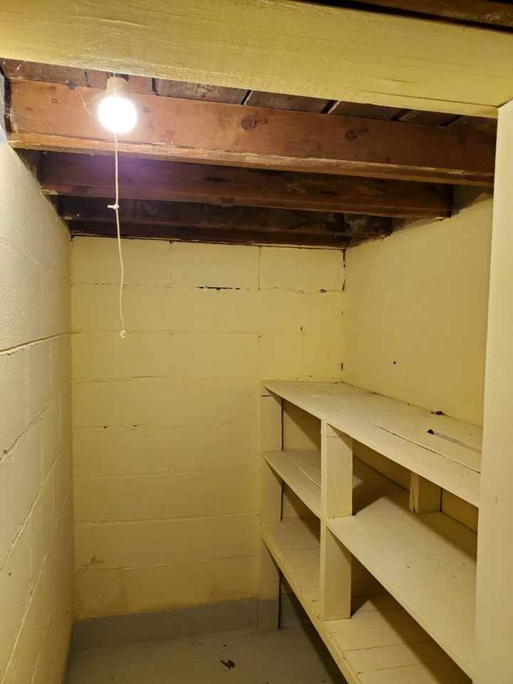 602 S 5th Ave #602 - Photo 2 of 14