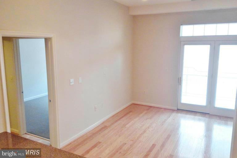 309 309 Holland Lane 328 - Photo 3 of 31