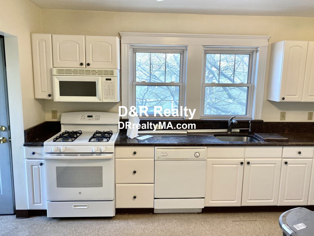 50 Fremont Street 2 - Photo 3 of 22