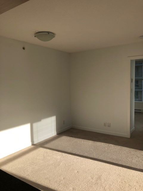 1001 Richards Street #1406 - Photo 4 of 17