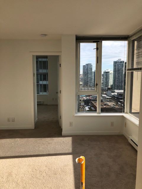 1001 Richards Street #1406 - Photo 5 of 17