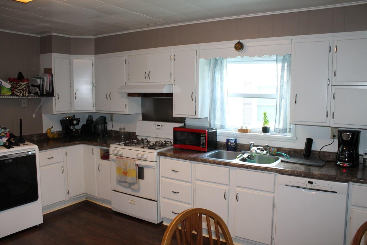 845 Clark St - Photo 3 of 21