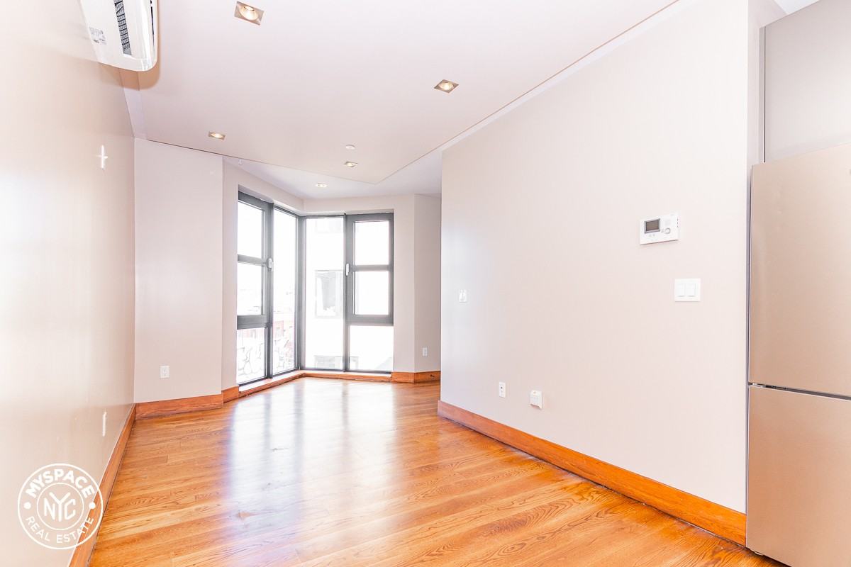 865 Willoughby Ave #6A