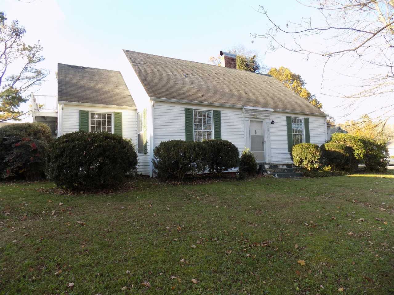 306 Walker St #1 - Photo 2 of 15