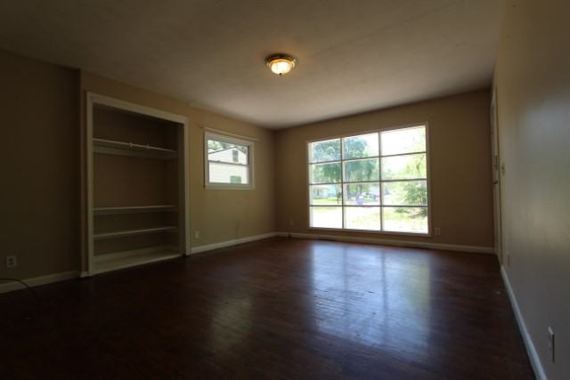 1221 Fair St #1 - Photo 3 of 18