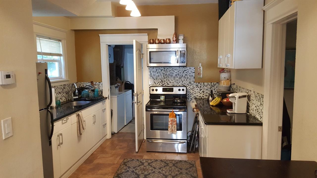 405 S 5th St #2 - Photo 7 of 25