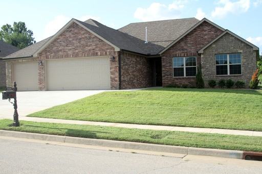 2406 W Little Rock Pl - Photo 2 of 11