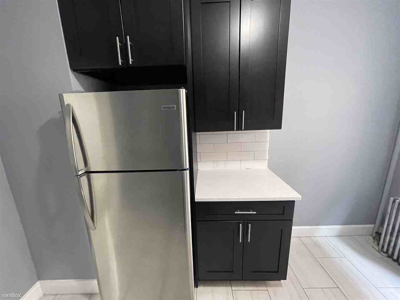 735 Avenue A - Photo 3 of 10