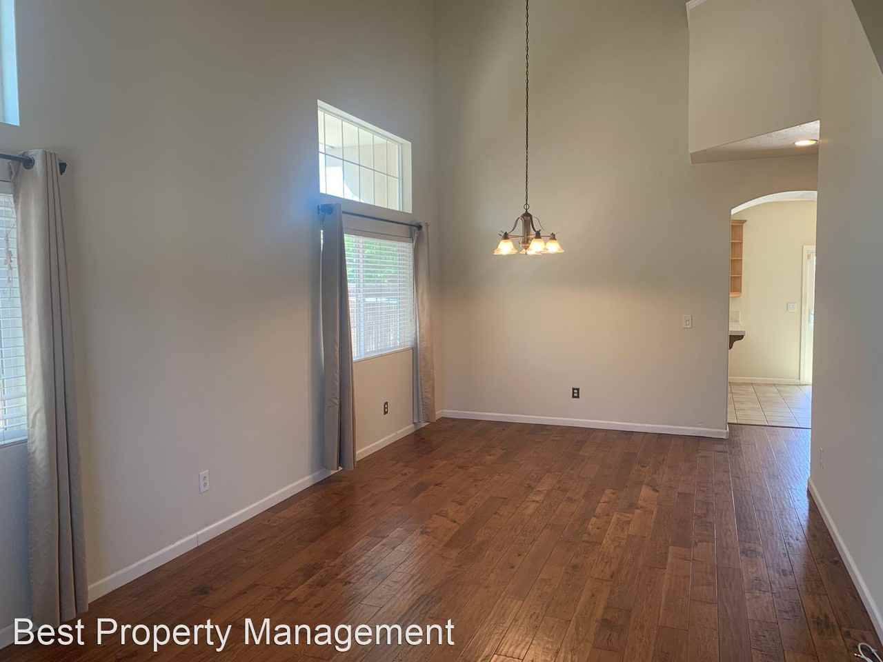 1719 Corte Vista St - Photo 2 of 20