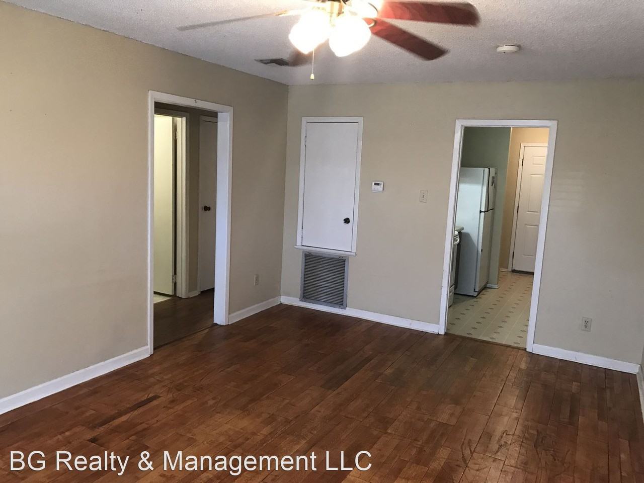 413 Knollwood Cir - Photo 3 of 6