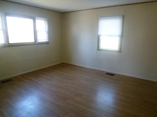 507 N Lambert St - Photo 3 of 9