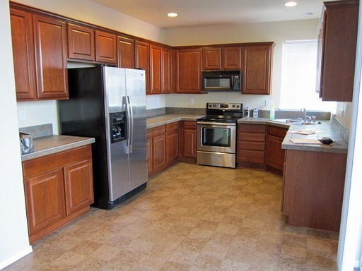 1023 SW 18th Way - Photo 3 of 14