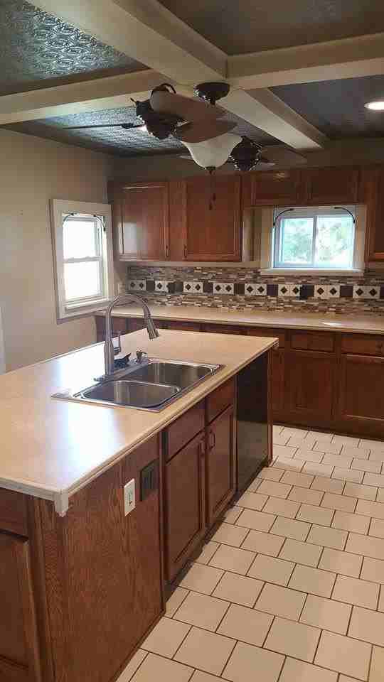 329 N High St - Photo 3 of 7