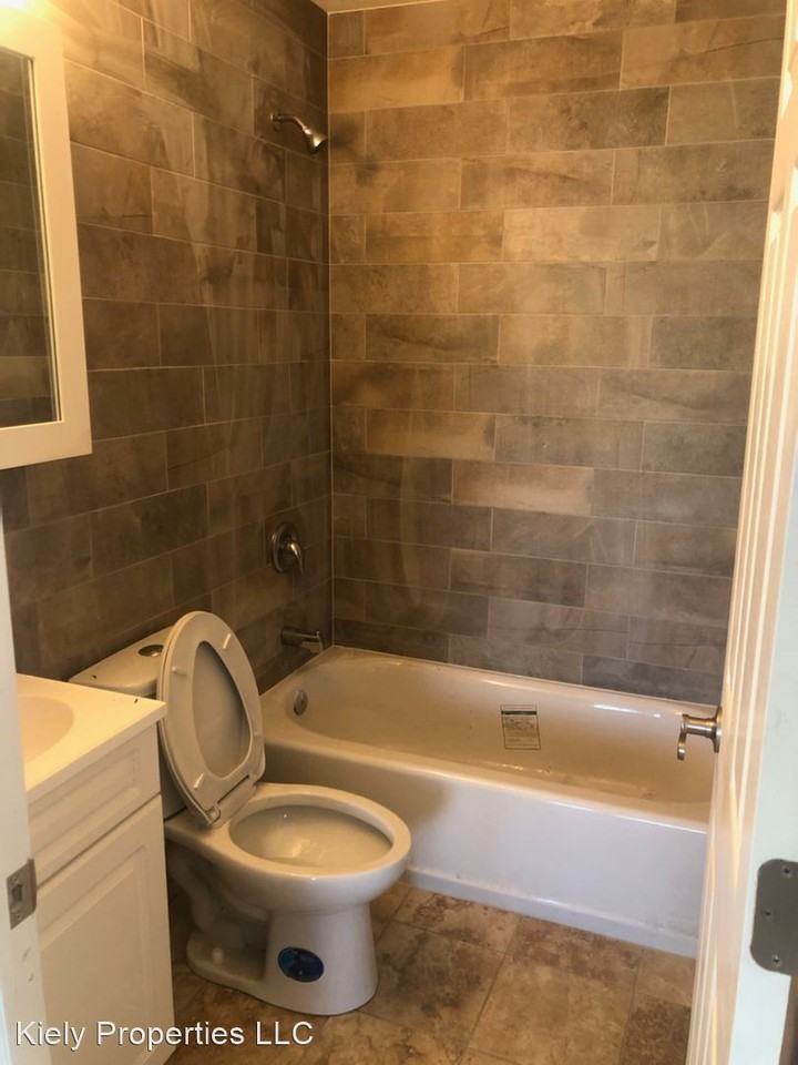 1424 Monmouth Ave - Photo 2 of 9