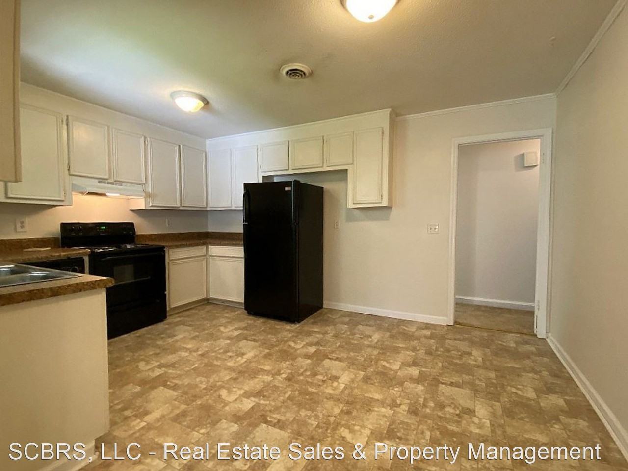 4236 Leeds St - Photo 3 of 11