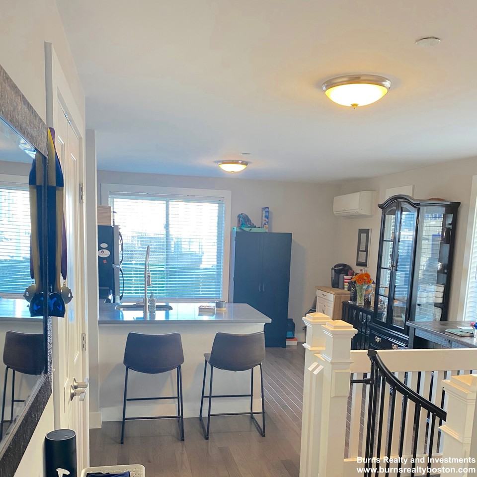 543 Dorchester Ave #1