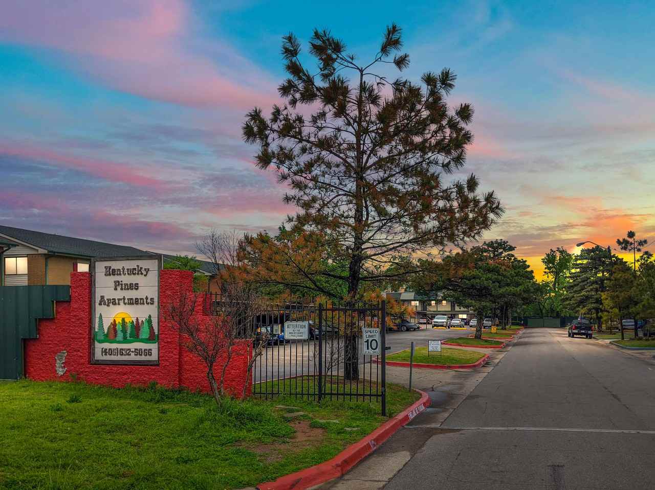 Kentucky Pines Apartments 5804 S Harvey Ave, Oklahoma City, OK 73109