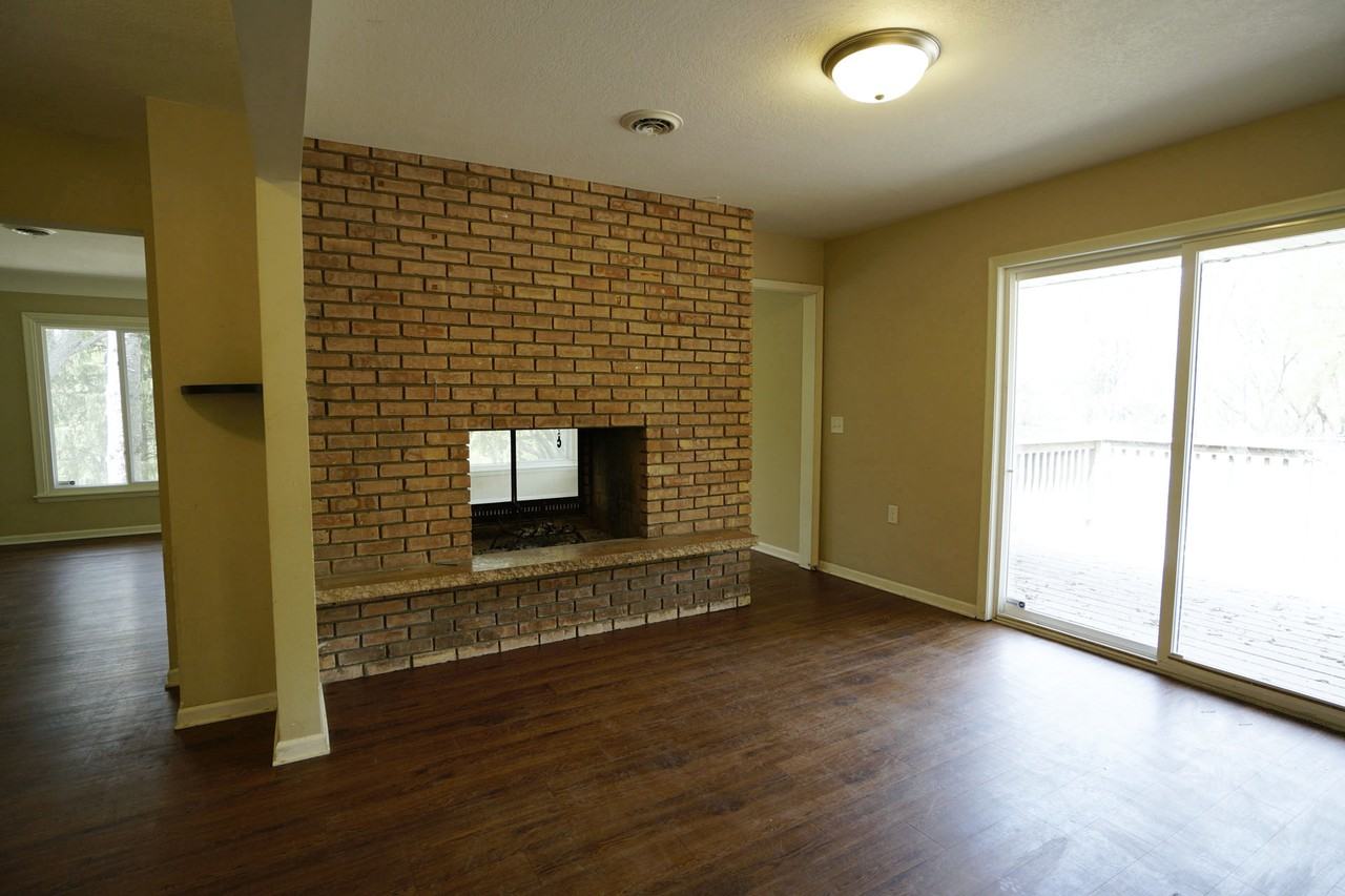 2101 Wuthering Heights Road - Photo 6 of 26