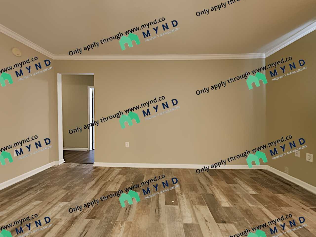 319 Exchange St - Photo 2 of 17