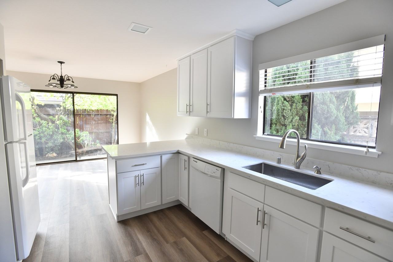 52 Madison Avenue - Photo 2 of 14