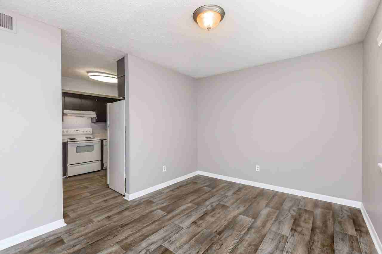 Hickory View Apartments - Photo 5 of 46