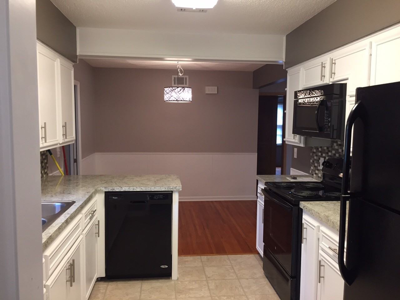 2018 S Ridgewood Dr #1 - Photo 3 of 9