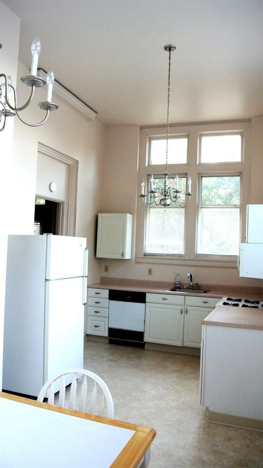 534 Walnut St #1 - Photo 7 of 21