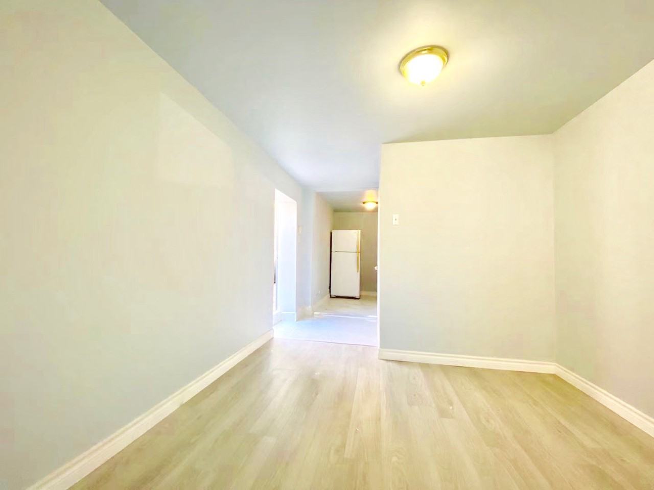 3750 Avenue Linton #12B - Photo 3 of 4