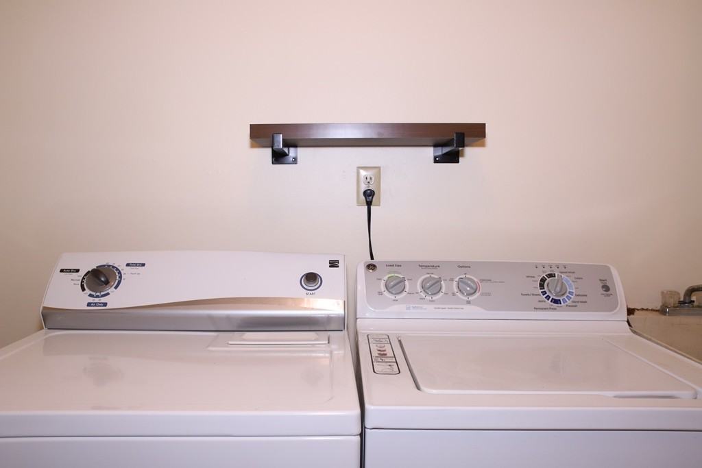 2365 Downing Dr - Photo 3 of 23