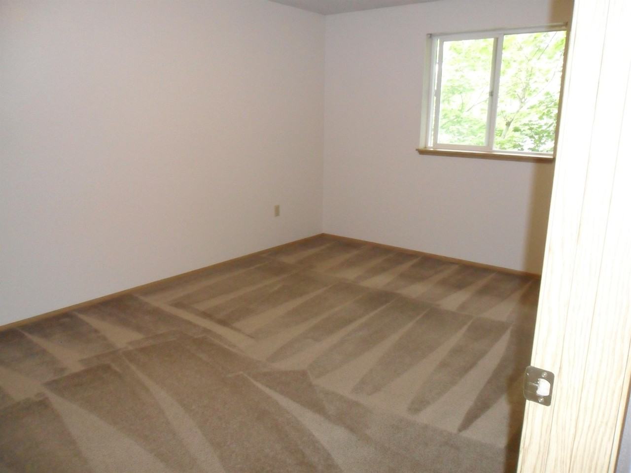 377 Madrona Ave Se #210 - Photo 6 of 17