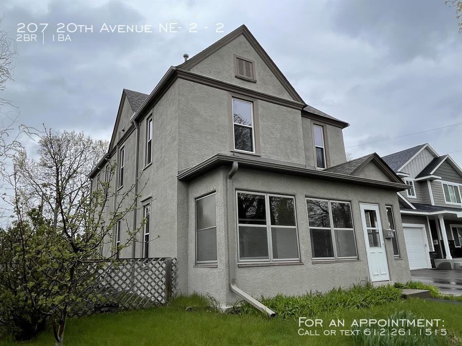 207 20th Ave Ne #2 - Photo 2 of 18