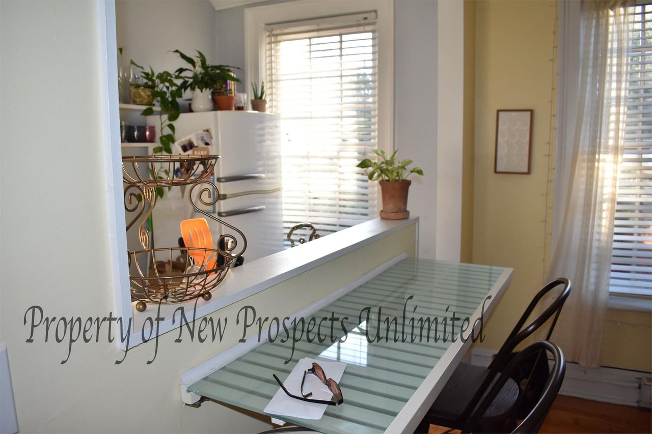86 Dove St #2 - Photo 3 of 10