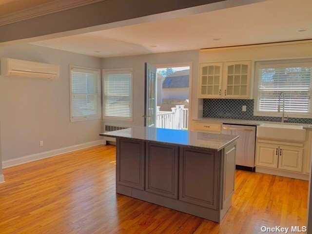 230 Grant Ave - Photo 2 of 16