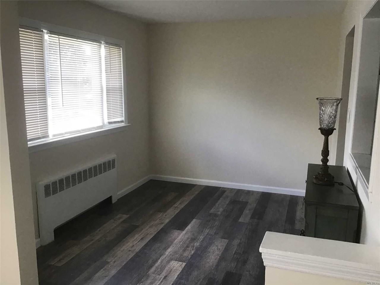 1108 Washington Ave - Photo 3 of 10