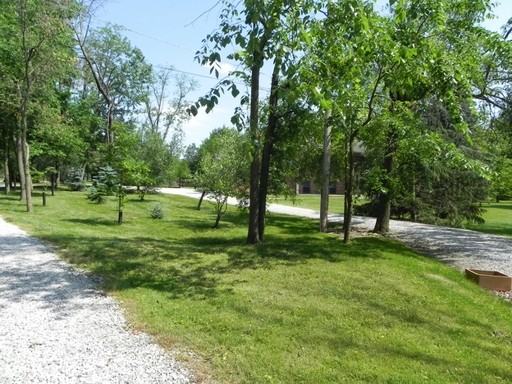 8033 Clouse Rd - Photo 3 of 20