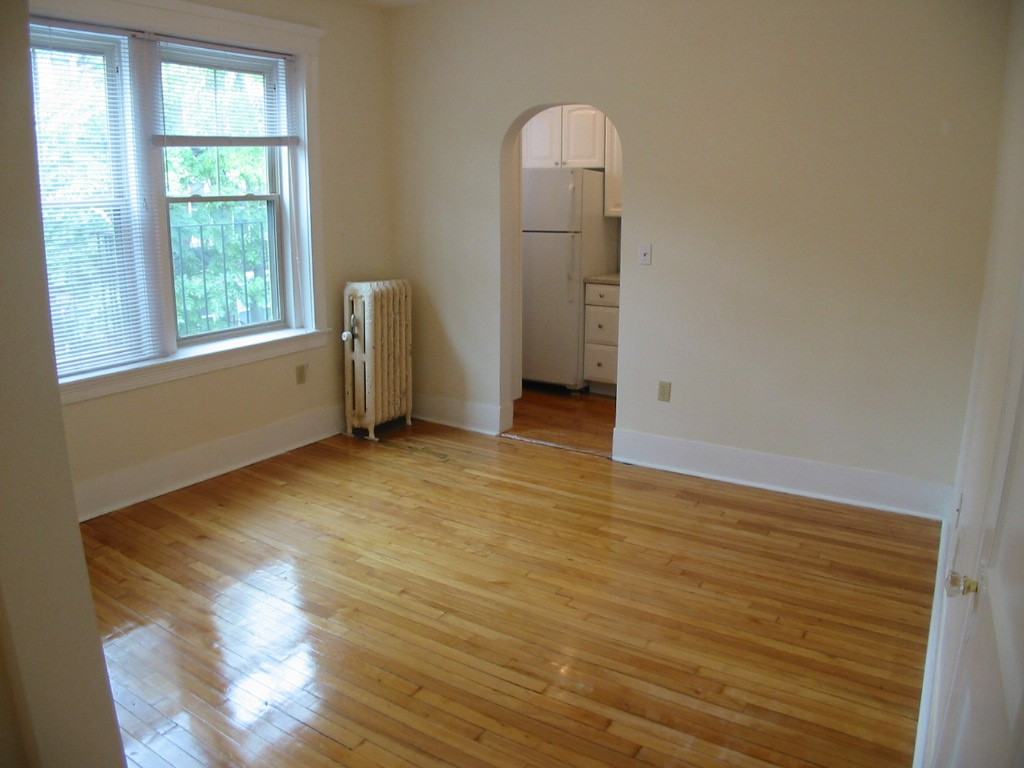 Trowbridge St - Photo 2 of 5