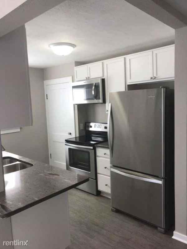 69077 Lyman St - Photo 2 of 8