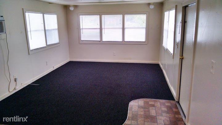 8045 Mcdaniel Dr - Photo 3 of 5