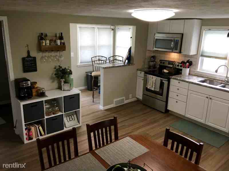 69384 Lyman St - Photo 2 of 12