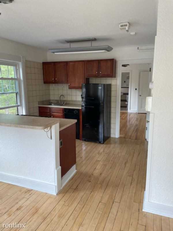 1565 1565 New Scotland Rd 201 - Photo 2 of 7