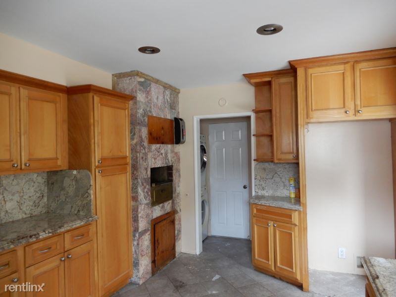 14101 Yukon Ave - Photo 3 of 26