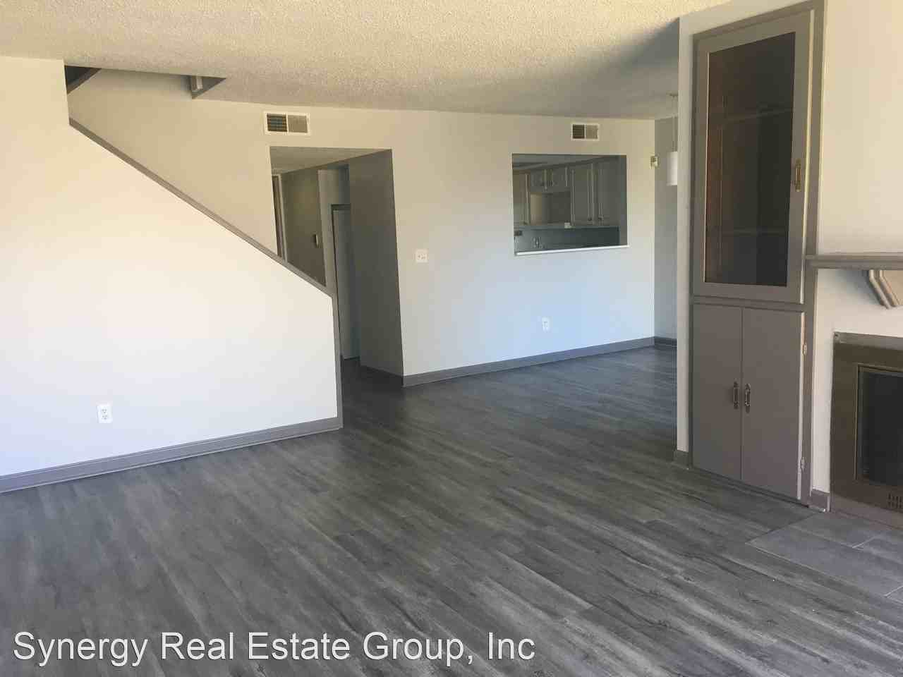 27 Sycamore Ct - Photo 3 of 12
