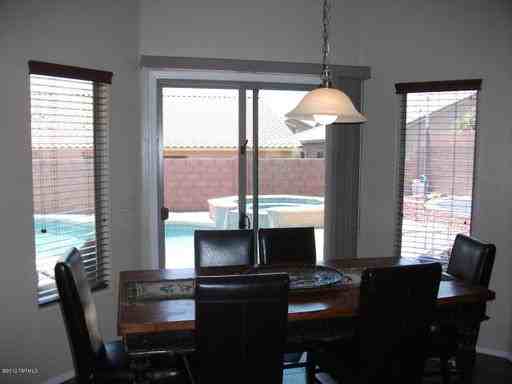 677 W Sonatina Ln - Photo 3 of 21