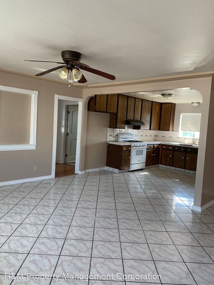 828 Foothill Rd - Photo 2 of 13