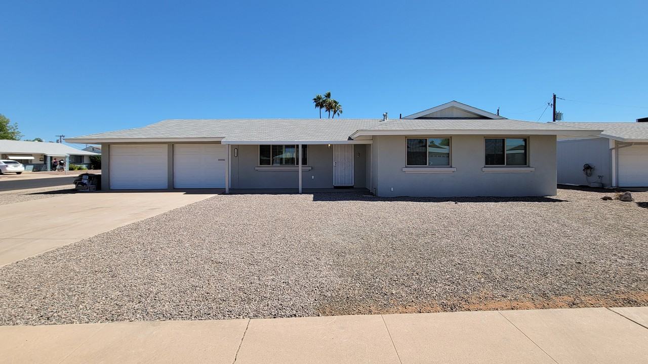 11633 N Desert Hills Dr W - Photo 2 of 22