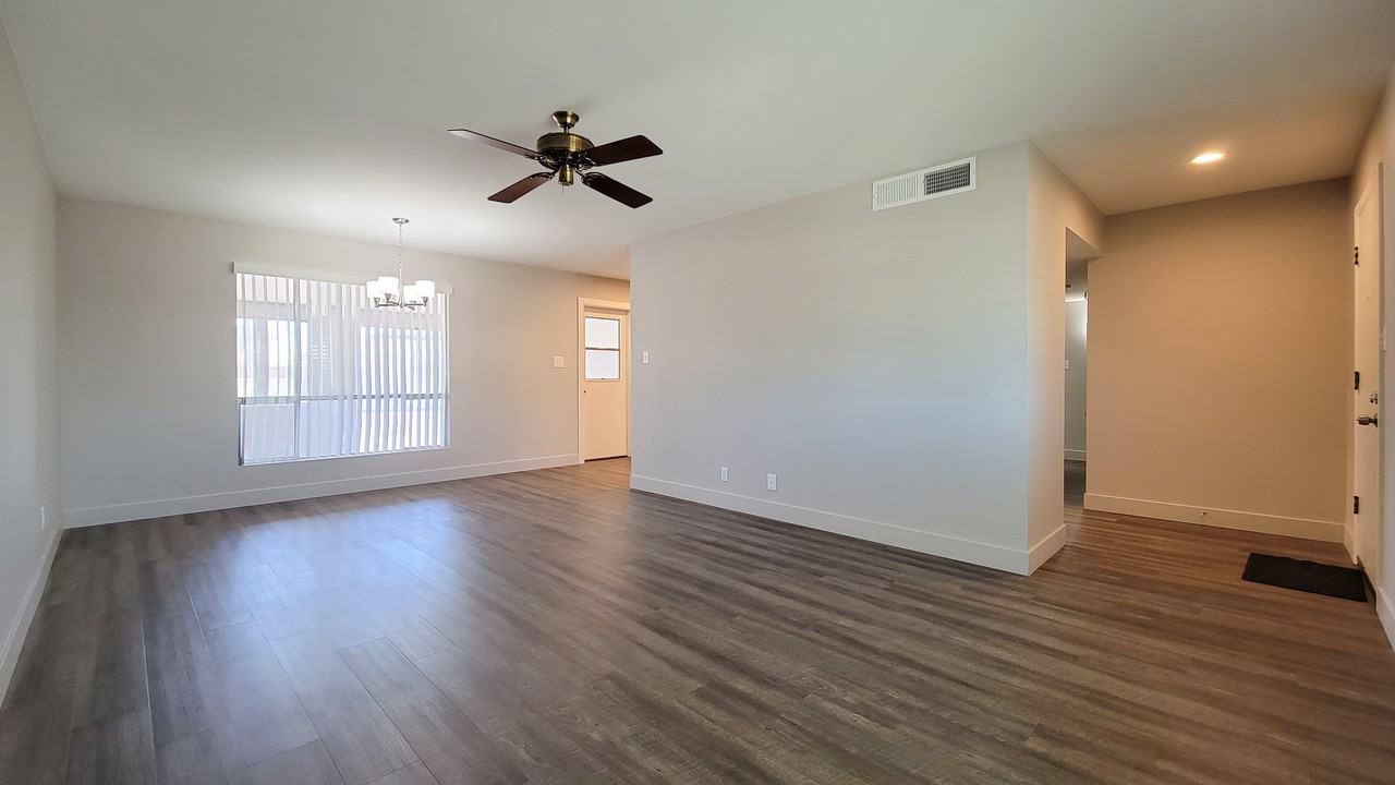 11633 N Desert Hills Dr W - Photo 4 of 22