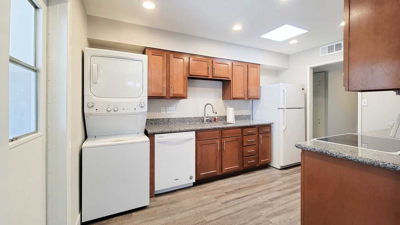 11633 N Desert Hills Dr W - Photo 6 of 22